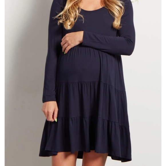Light blue long sleeved tiered maternity dress - Picture 3 of 7